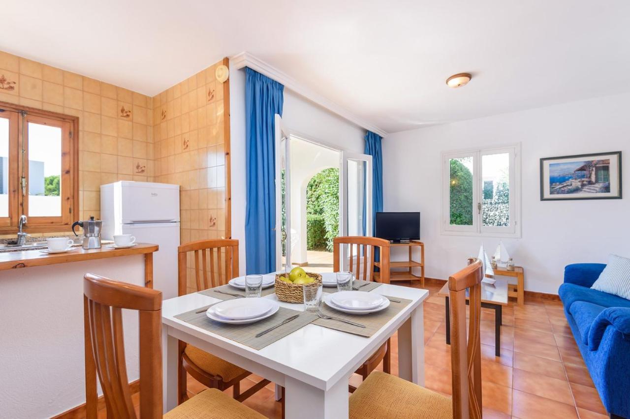 Gavina Villa, Cala Blanca カラ・ブランカ エクステリア 写真